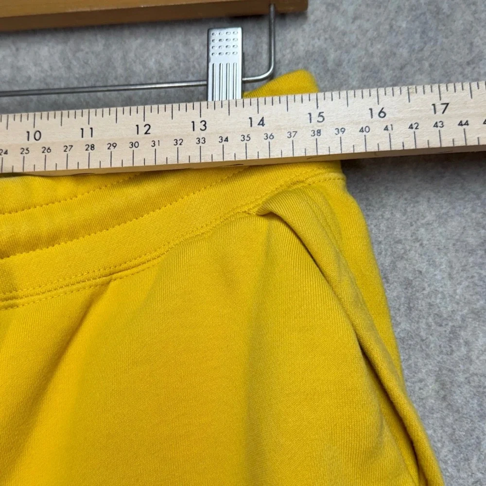 Jordan Mens Yellow Fleece Jumpman Graphic Sweatpants Medium Sporty Athleisure